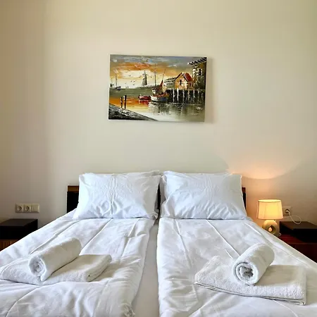 Apartman Cosher - Gardenia Palace 11 Free Parking