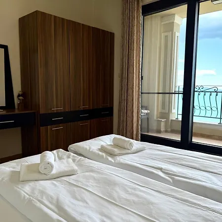 Apartman Cosher - Gardenia Palace 11 Free Parking