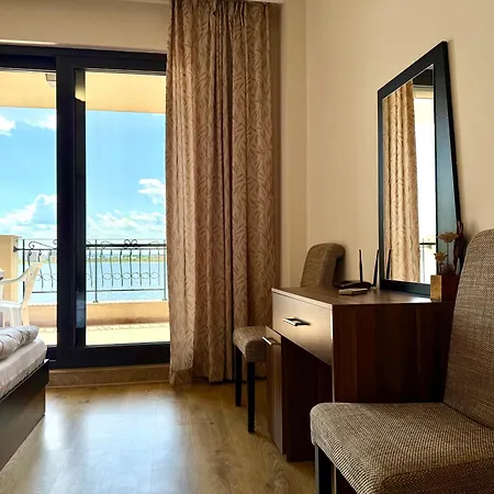 Cosher - Gardenia Palace 11 Free Parking Appartement *