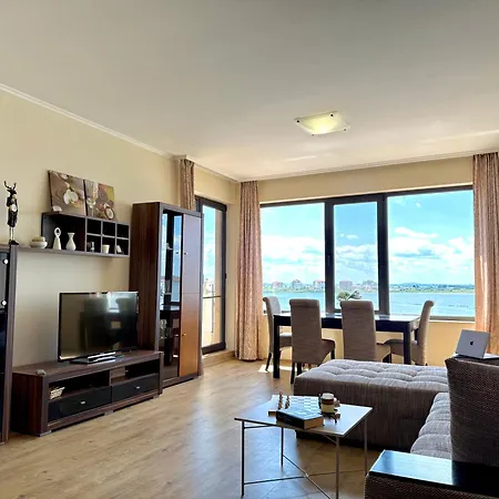 Cosher - Gardenia Palace 11 Free Parking Apartman *