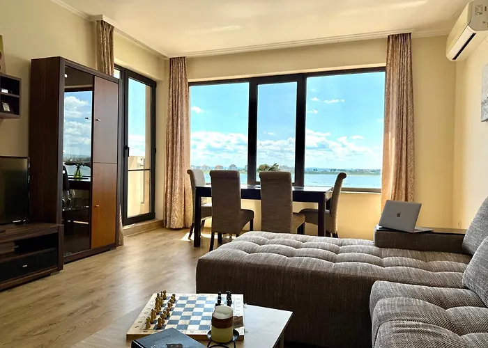 Cosher - Gardenia Palace 11 Free Parking Apartman