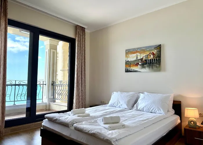 Cosher - Gardenia Palace 11 Free Parking Apartman